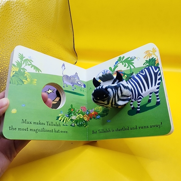 2 Finger Puppet Board Books Cat Zebra Baby Toddler First Book 4x4" - Picture 7 of 7